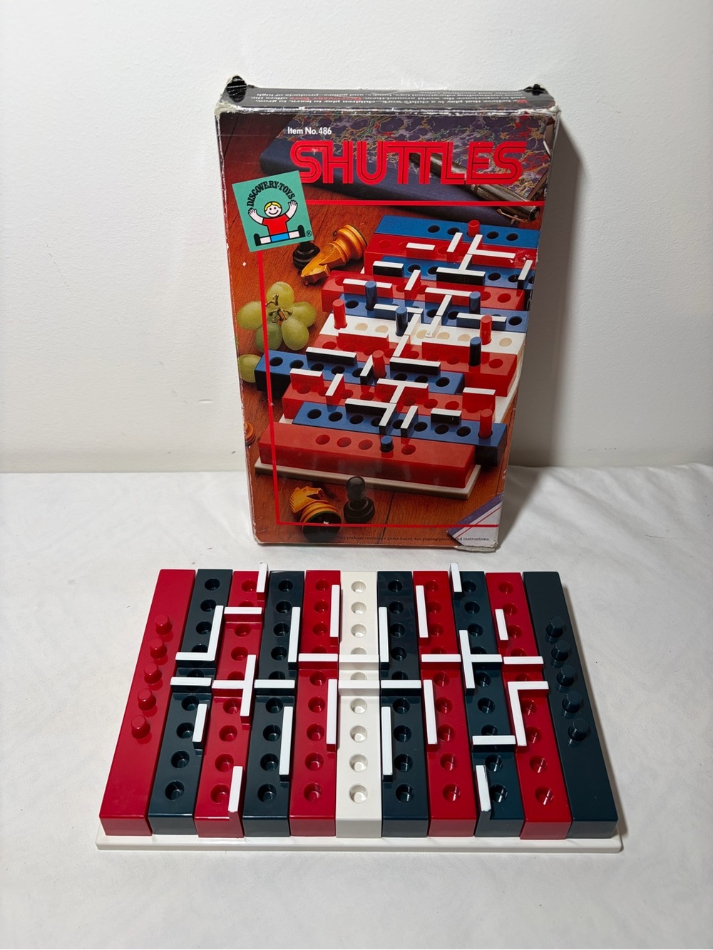 Discovery Toys Shuttles Strategy Board Game 1984